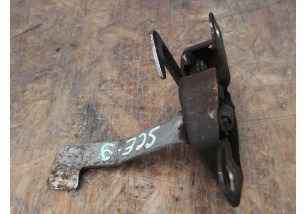 Замок капота Renault Scenic, Megane, 99-03, 7700425076